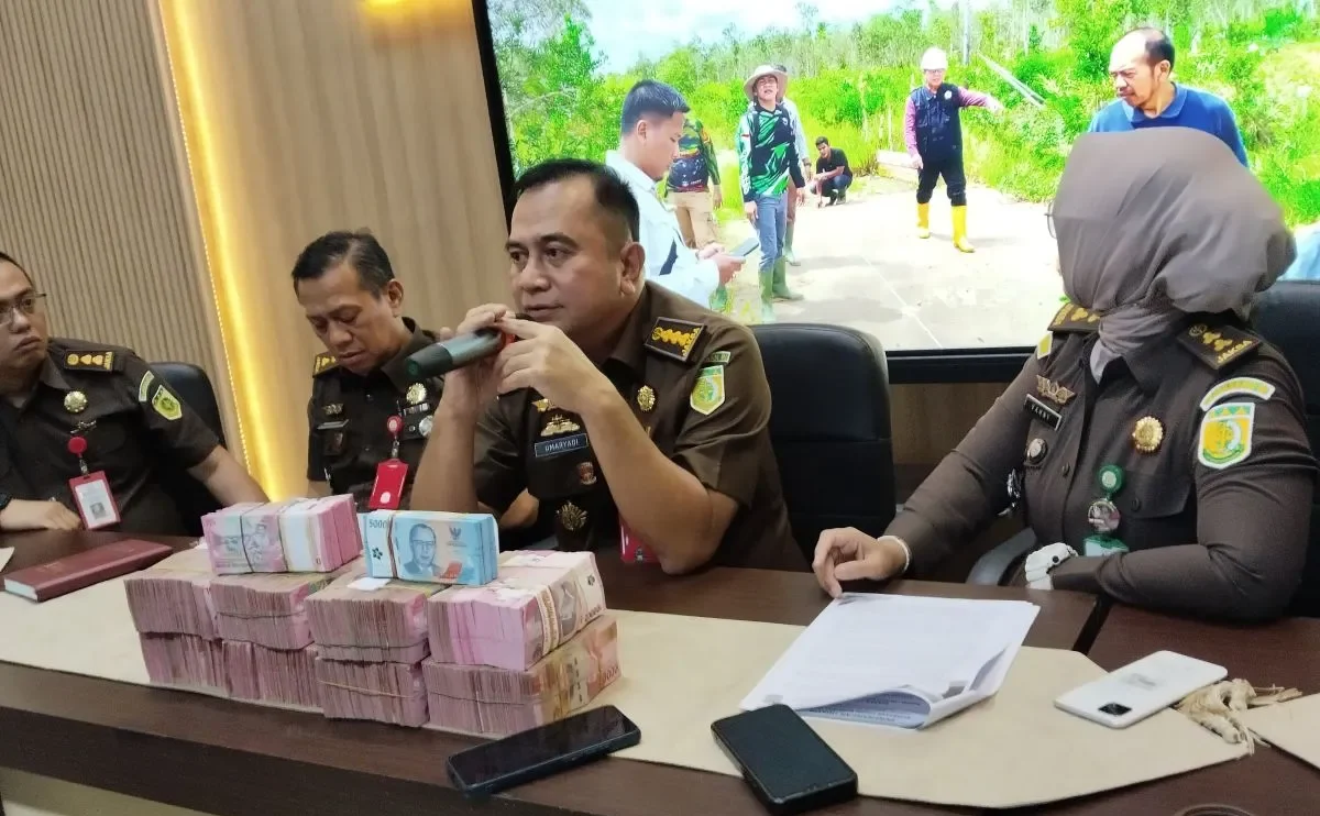 Tiga Tersangka Ditahan dalam Kasus Gratifikasi Pembangunan Infrastruktur di Sumatera Selatan