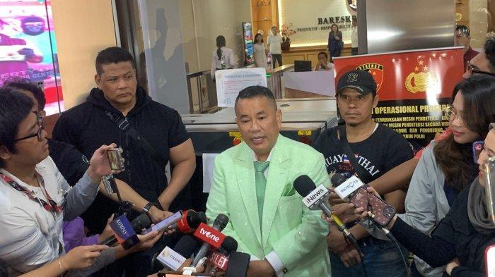 Hotman Paris Diperiksa sebagai Saksi