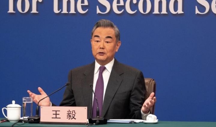Wang Yi Tegaskan Solusi Dua Negara