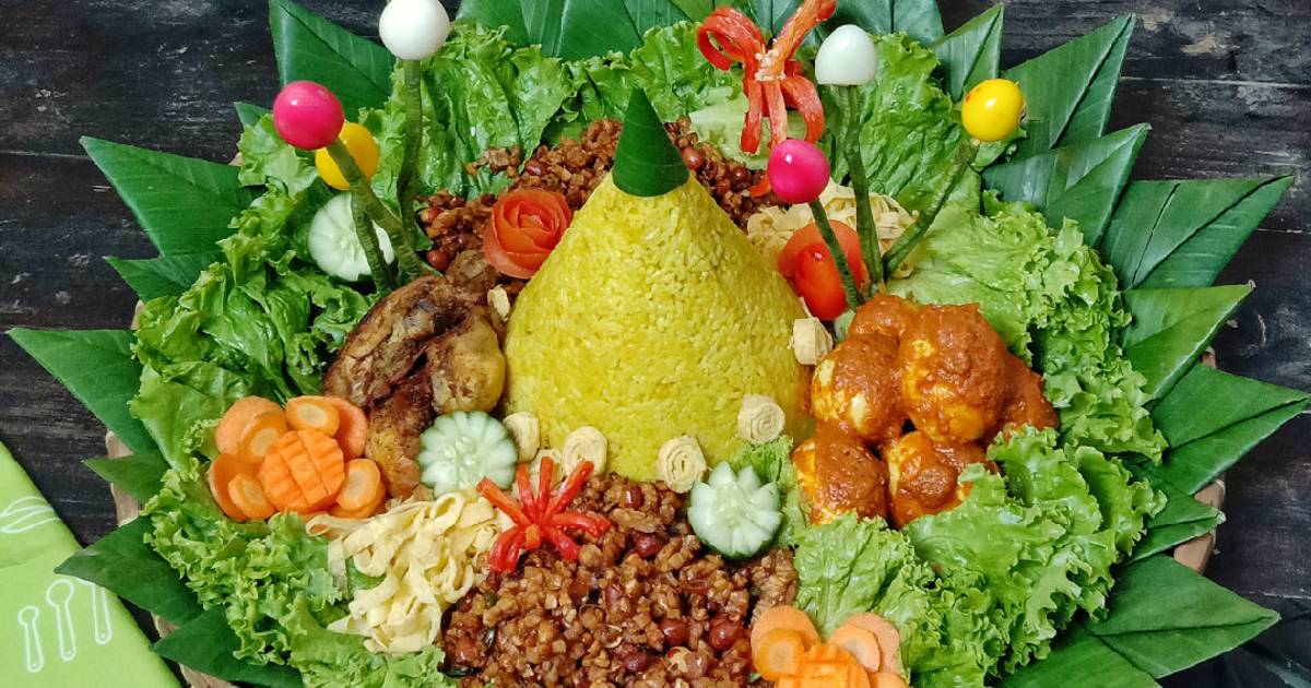 membuat tumpeng