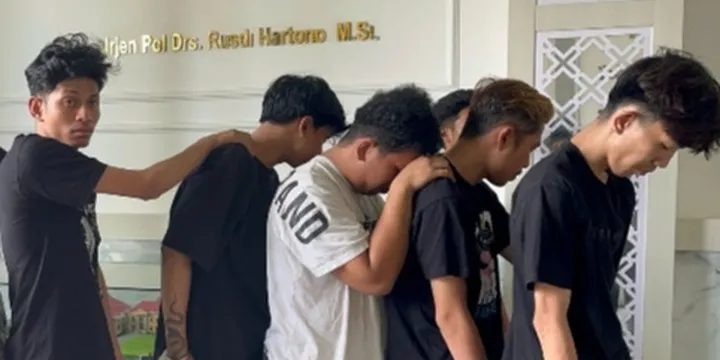Anggota Brimob Polda Jambi Jadi Korban Pengeroyokan dan Penusukan di Kawasan Polsek Pasar