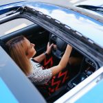 Sunroof: Fitur Mobil Mewah yang Bikin Perjalanan Makin Seru!
