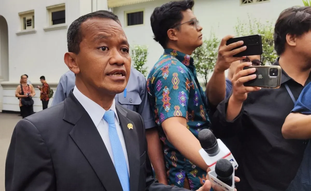 UI Minta Disertasi Bahlil Lahadalia Diperbaiki, Menteri ESDM Siap Menghormati Keputusan