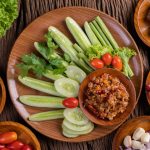 Lalapan: Sajian Simpel yang Menyegarkan serta Kaya Manfaat