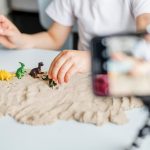 Serunya Bermain Pasir Kinetik yang Edukatif serta Menyenangkan