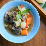 Resep Sop Buntut Lezat yang Sesuai Disajikan buat Keluarga