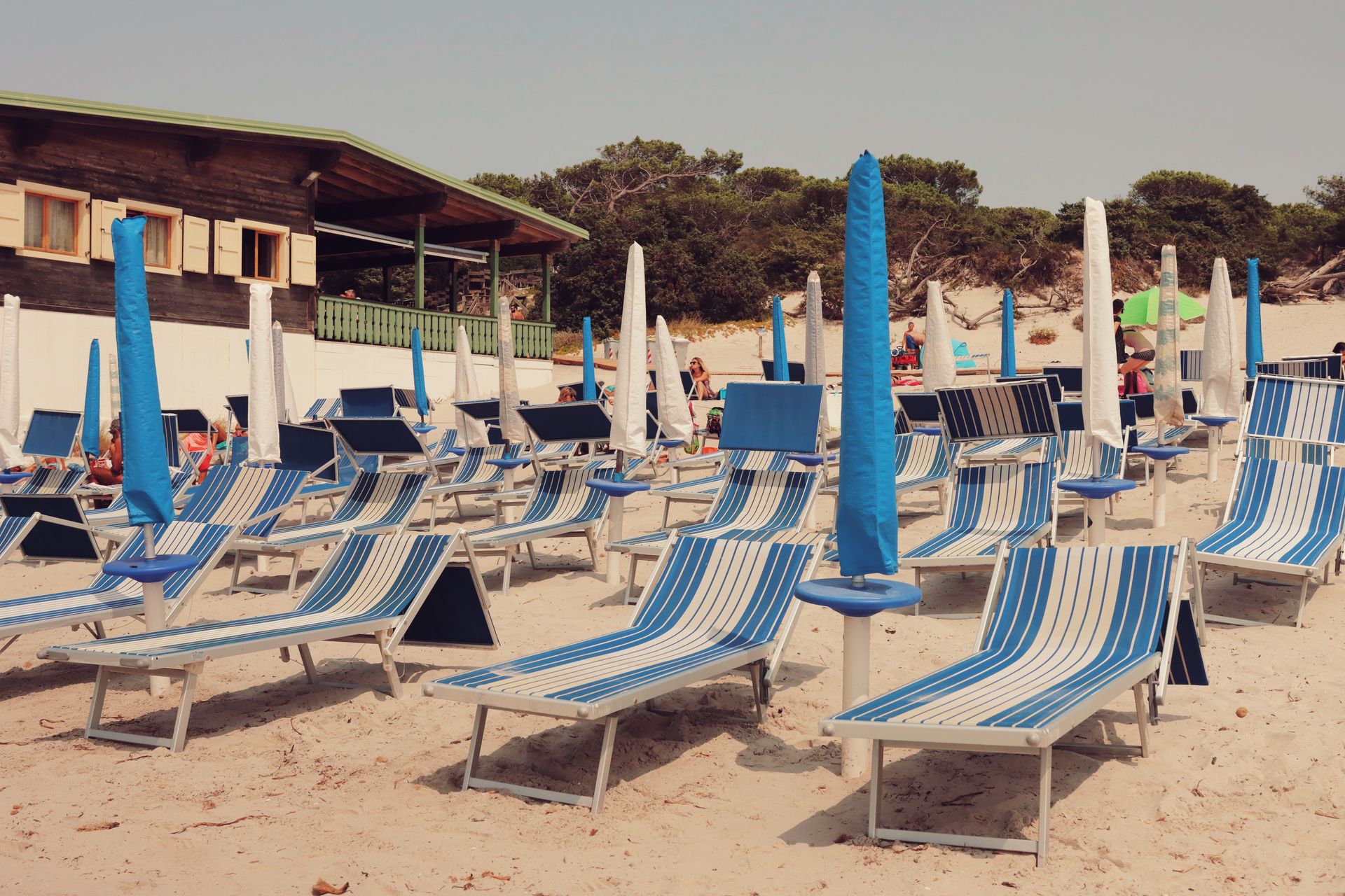 Sunbed yang Aman buat Bersantai serta Membuat cantik Zona Outdoor Rumah