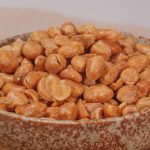 Kacang Goreng Renyah yang Senantiasa Jadi Kemilan Kesukaan Keluarga