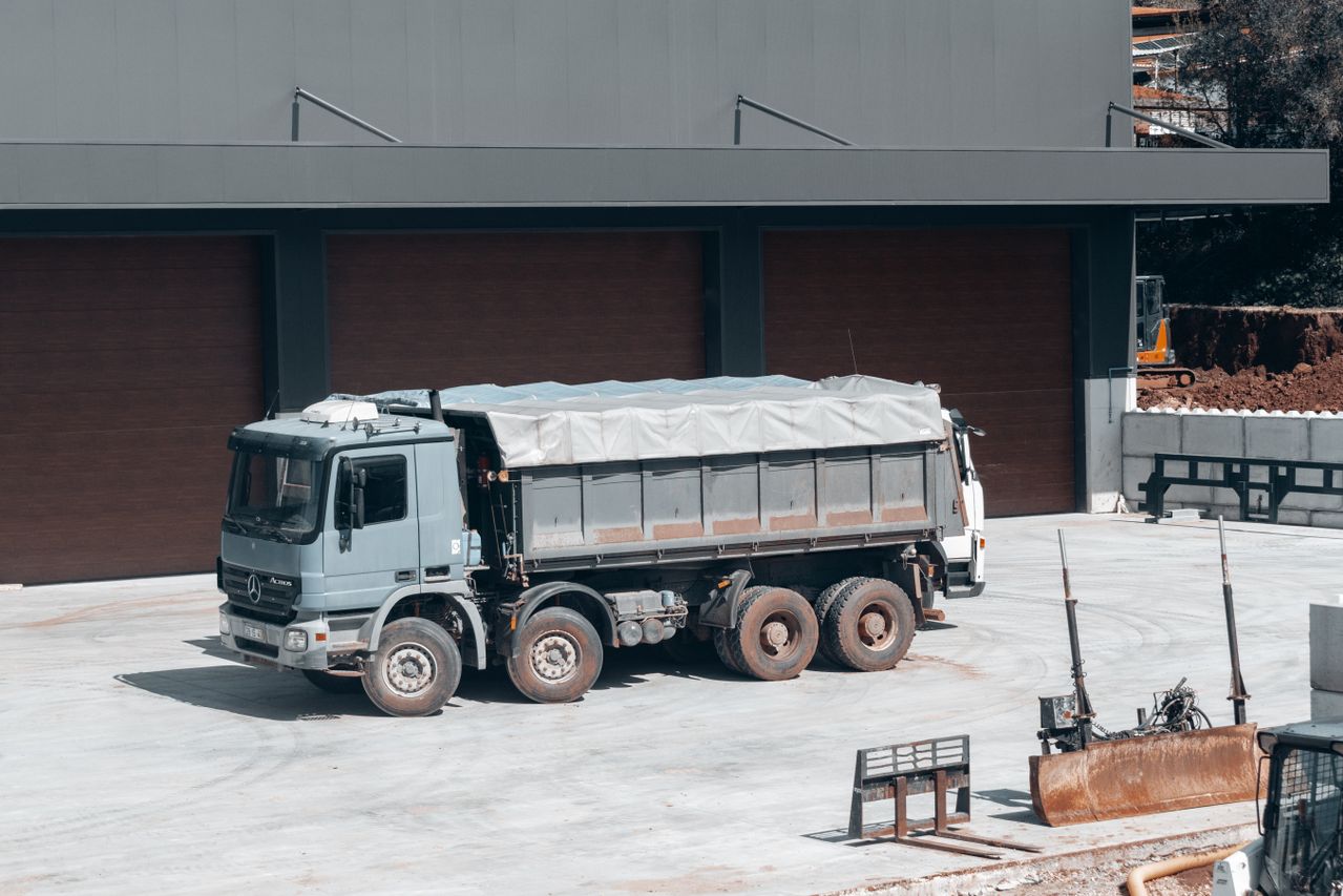 Sewa Truk Jadi Pemecahan Instan buat Angkut Benda Lebih Mudah